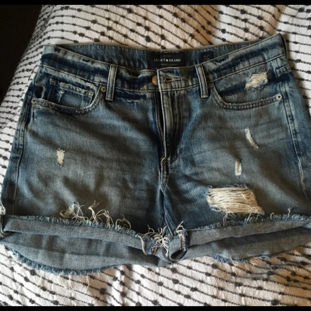 Lucky Brand boyfriend shorts